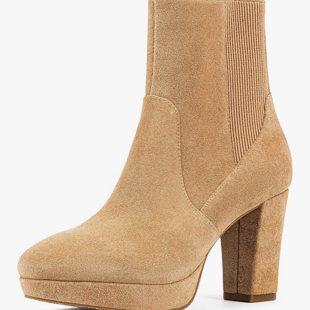 DONALD PLINER Tan Suede Ankle Boots